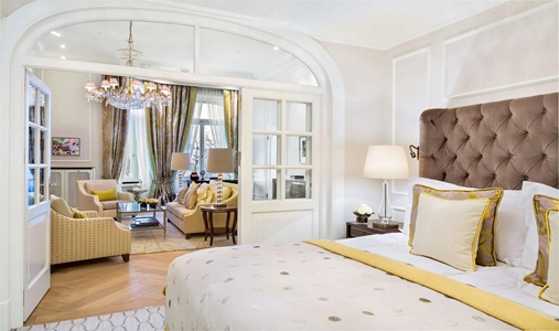 Fairmont Hotel Vier Jahreszeiten Hamburg - Alster Suite - Book on ClassicTravel.com