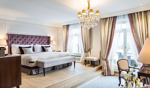 Fairmont Hotel Vier Jahreszeiten Hamburg - Signature Double Room - Book on ClassicTravel.com