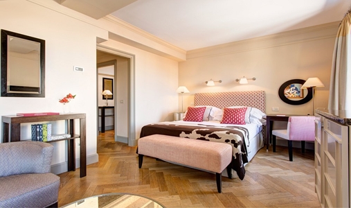 Hotel Savoy, A Rocco Forte Hotel - Deluxe Double Room - Book on ClassicTravel.com