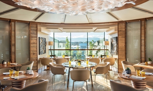 Four Seasons Geneva Des Bergues - Izumi Indoor - Book on ClassicTravel.com