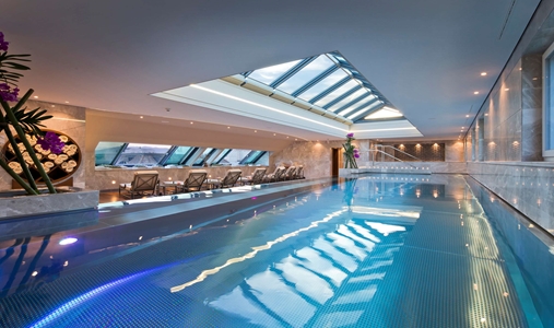 Four Seasons Geneva Des Bergues - Swimming Pool - Book on ClassicTravel.com