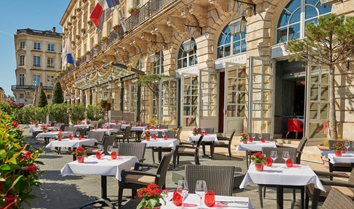 InterContinental BORDEAUX - LE GRAND HOTEL - Restaurant Terrace - Book on ClassicTravel.com