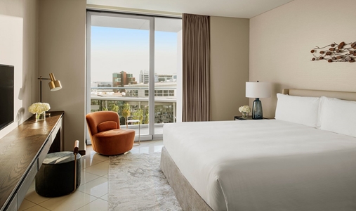 InterContinental Hotels RESIDENCE SUITES DUBAI F.C - Luxury Room - Book on ClassicTravel.com