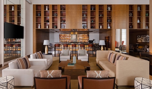 InterContinental Hotels FUJAIRAH RESORT - Horizon Bar & Lounge - Book on ClassicTravel.com