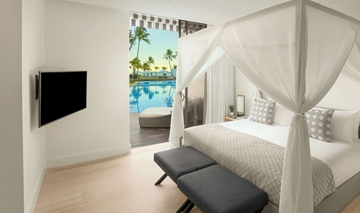 InterContinental Hotels HAYMAN GREAT BARRIER REEF - 1 Bedroom Suite - Book on ClassicTravel.com