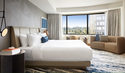 InterContinental Hotels BELLEVUE AT THE AVENUE - Junior Suite - Book on ClassicTravel.com