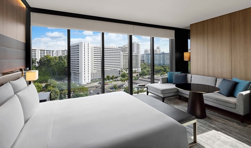 InterContinental Singapore Robertson Quay - King Bed Junior Suite - Book on ClassicTravel.com