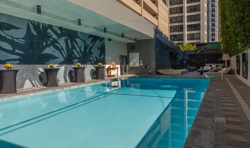 Kimpton HOTEL PALOMAR BEVERLY HILLS - Outdoor Pool - Book on ClassicTravel.com