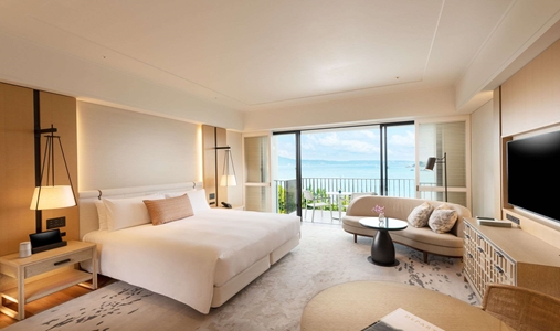 Halekulani Okinawa - Premier Ocean View King - Book on ClassicTravel.com