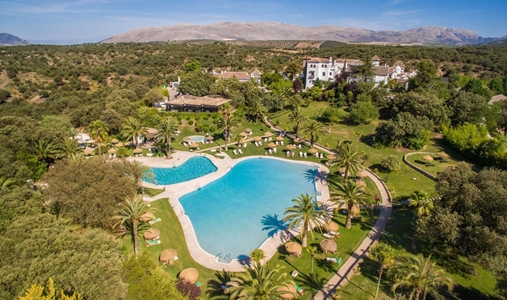 La Bobadilla Royal Hideaway - Pool - Book on ClassicTravel.com