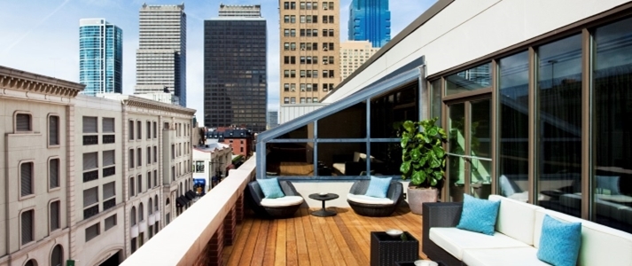 The Rittenhouse - Sundeck - Book on ClassicTravel.com