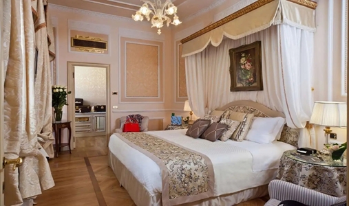 Grand Hotel Majestic Gia Baglioni - Executive Suite - Book on ClassicTravel.com