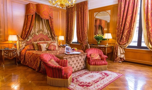 Grand Hotel Majestic Gia Baglioni - Junior Suite - Book on ClassicTravel.com