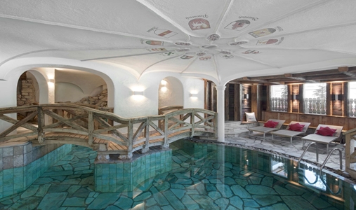 Hotel La Perla - Spa - Book on ClassicTravel.com