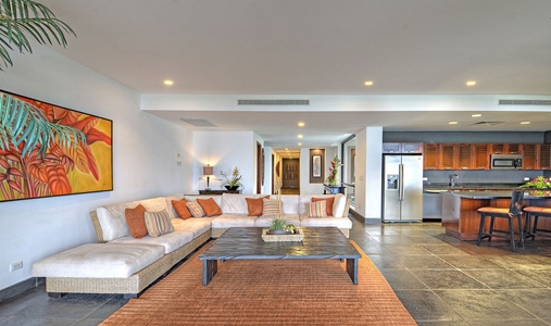 Los Altos Resort - Living Room