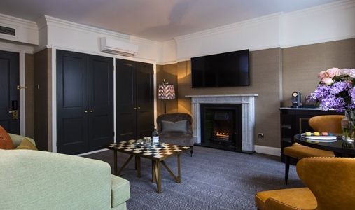 The Academy - Bloomsbury Suite Lounge - Book on ClassicTravel.com