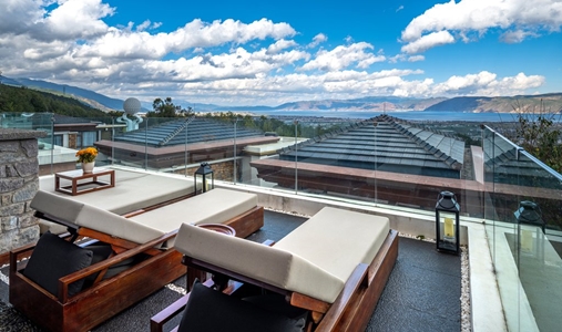 Honor Resort Yun Shu Dali - Lake View Room with Terrace