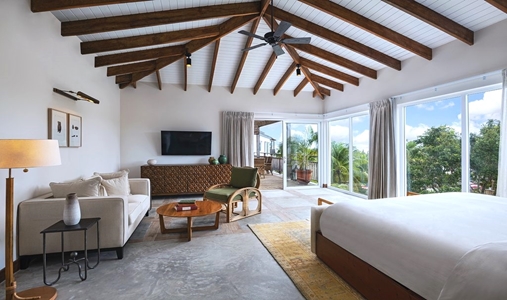 Itzana Resort - Penthouse Bedroom AB