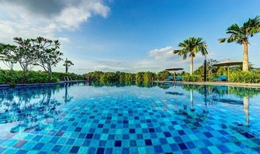 Mangala Estate - Infinity Pool