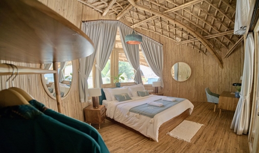Villa Tokay - The Leaf Bedroom and Bed - Book on ClassicTravel.com