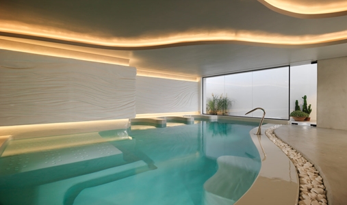Mykonos Riviera Hotel and Spa - Oqua Spa Thalassotheraphy Pool