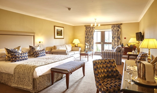 Ashdown Park Hotel - Fairway Suite