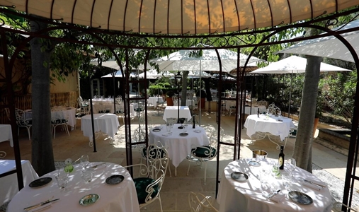 Auberge de Cassagne Spa - Restaurant Terrace