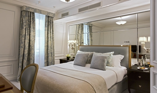 Hotel San Regis - Single Room - Book on ClassicTravel.com
