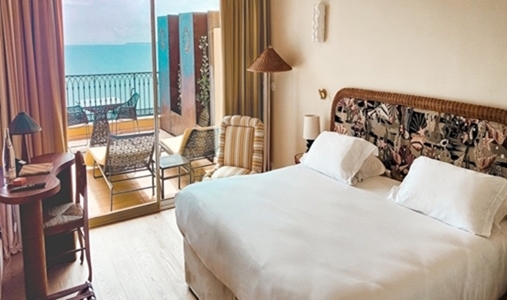 Hotel la Perouse - Deluxe Full Suite Sea Room - Book on ClassicTravel.com