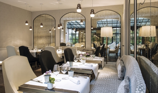 Le Narcisse Blanc Hotel & Spa - Cléo Restaurant - Book on ClassicTravel.com