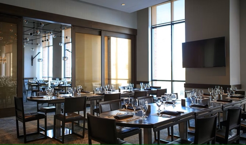 Baltimore Marriott Waterfront - Apropoe's Private Dining Room - Book on ClassicTravel.com