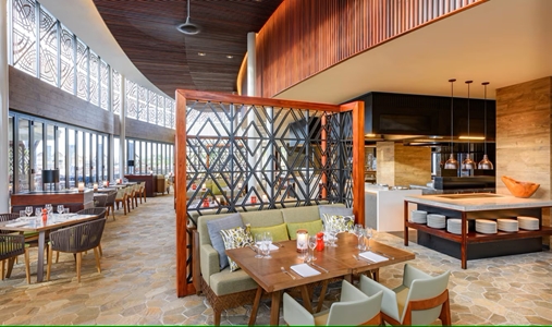 Fiji Marriott Resort Momi Bay - Goji Kitchen & Bar 2 - Book on ClassicTravel.com