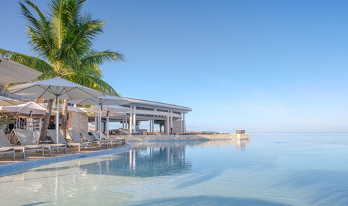 Fiji Marriott Resort Momi Bay - Sunset Infinity Pool - Book on ClassicTravel.com