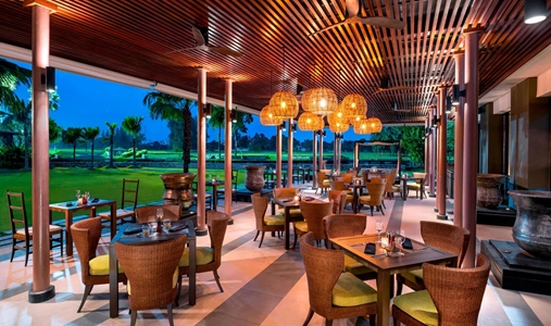 Le Meridien Suvarnabhumi Bangkok Golf Resort and Spa - Favola Italian Restaurant - Book on ClassicTravel.com