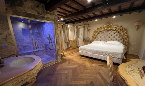 La Corte Dei Papi - Spa Deluxe Double Room - Book on ClassicTravel.com