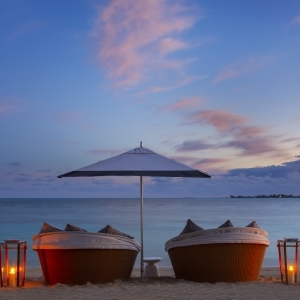 Rosewood Baha Mar - Beach and Loungers - Book on ClassicTravel.com