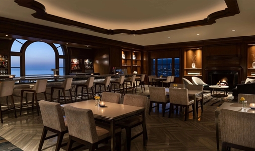 The Ritz-Carlton, Laguna Niguel - Bar Raya - Book on ClassicTravel.com