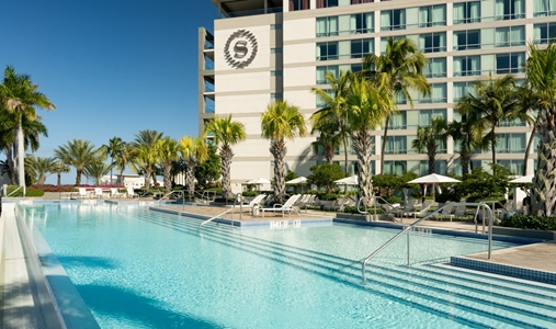 Sheraton Puerto Rico Resort & Casino - Outdoor Pool - Book on ClassicTravel.com