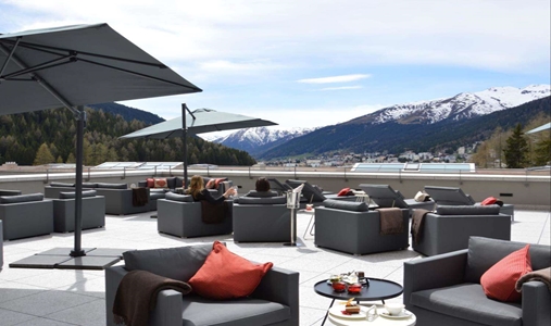 AlpenGold Hotel Davos - Nuts & Co. Bar Terrace - Book on ClassicTravel.com