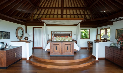 Necker Island - Temple Master - Book on ClassicTravel.com