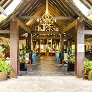 Sofitel Kia Ora Moorea Beach Resort - Entrance - Book on ClassicTravel.com