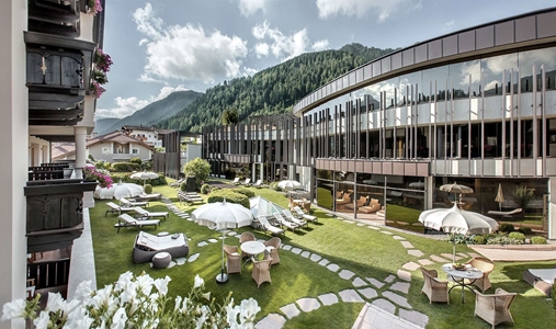 Gardena Grodnerhof - Hotel & Spa - Spa and Garden - Book on ClassicTravel.com