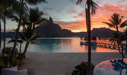 The Westin Bora Bora Resort & Spa - Miki Miki - Book on ClassicTravel.com