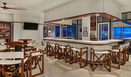 The St Regis Bermuda Resort - Bar High - Book on ClassicTravel.com