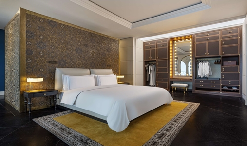 Raffles Doha - Crescent Suite - Book on ClassicTravel.com